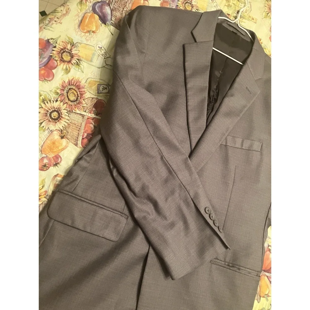 JOS A BANK 1905 Tailored Fit Suit Men's 44R Gray 100% WOOL Travelers